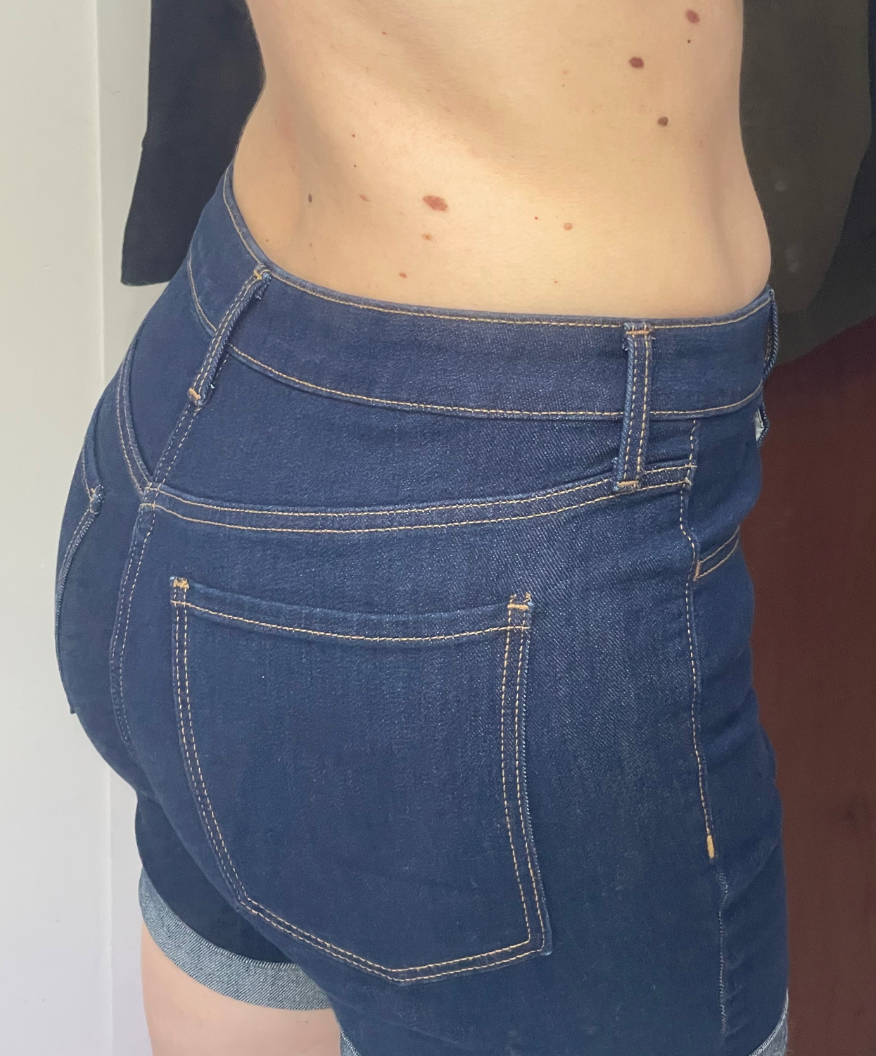Milfmysterieuse's media