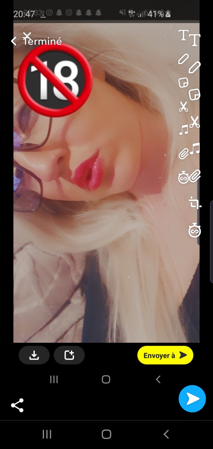 Minette's media