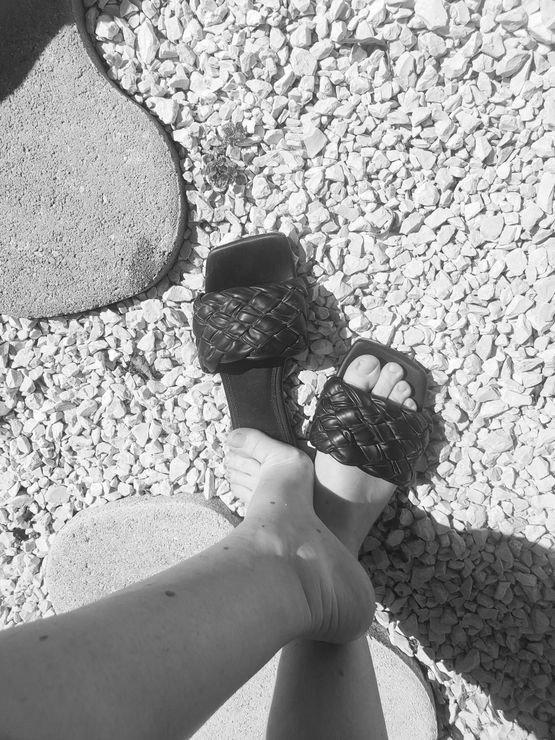 Miss_capucine_feet's media