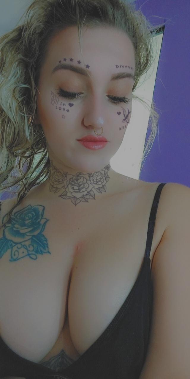 Miss69_'s media