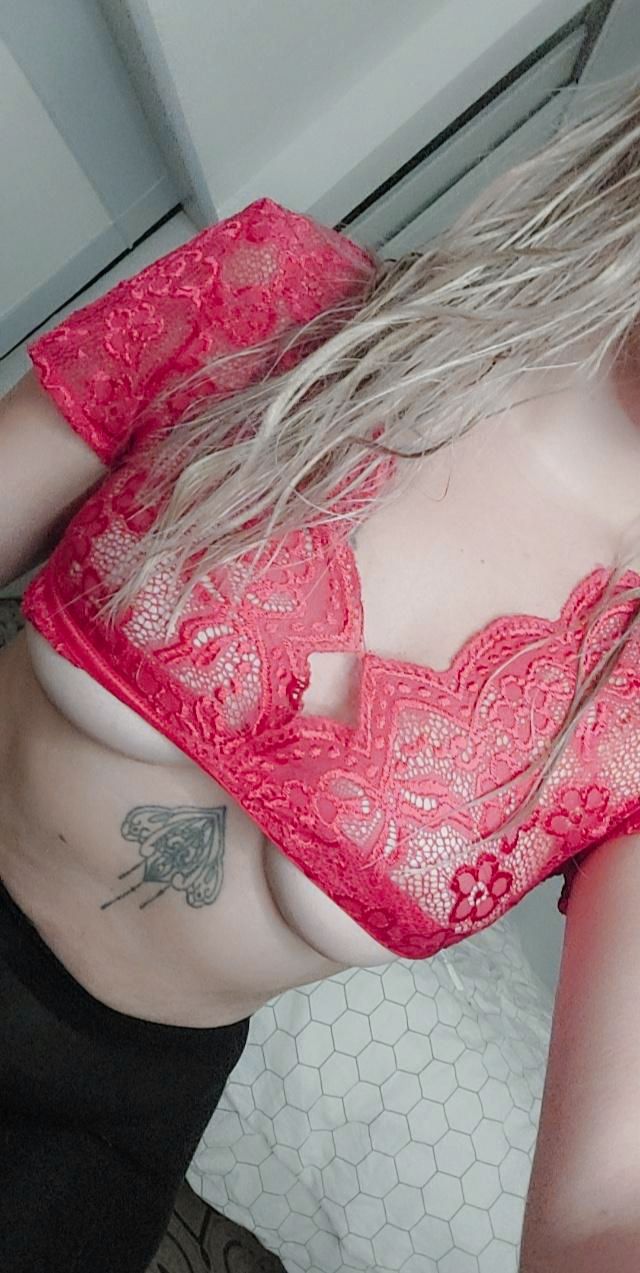 Miss69_'s media