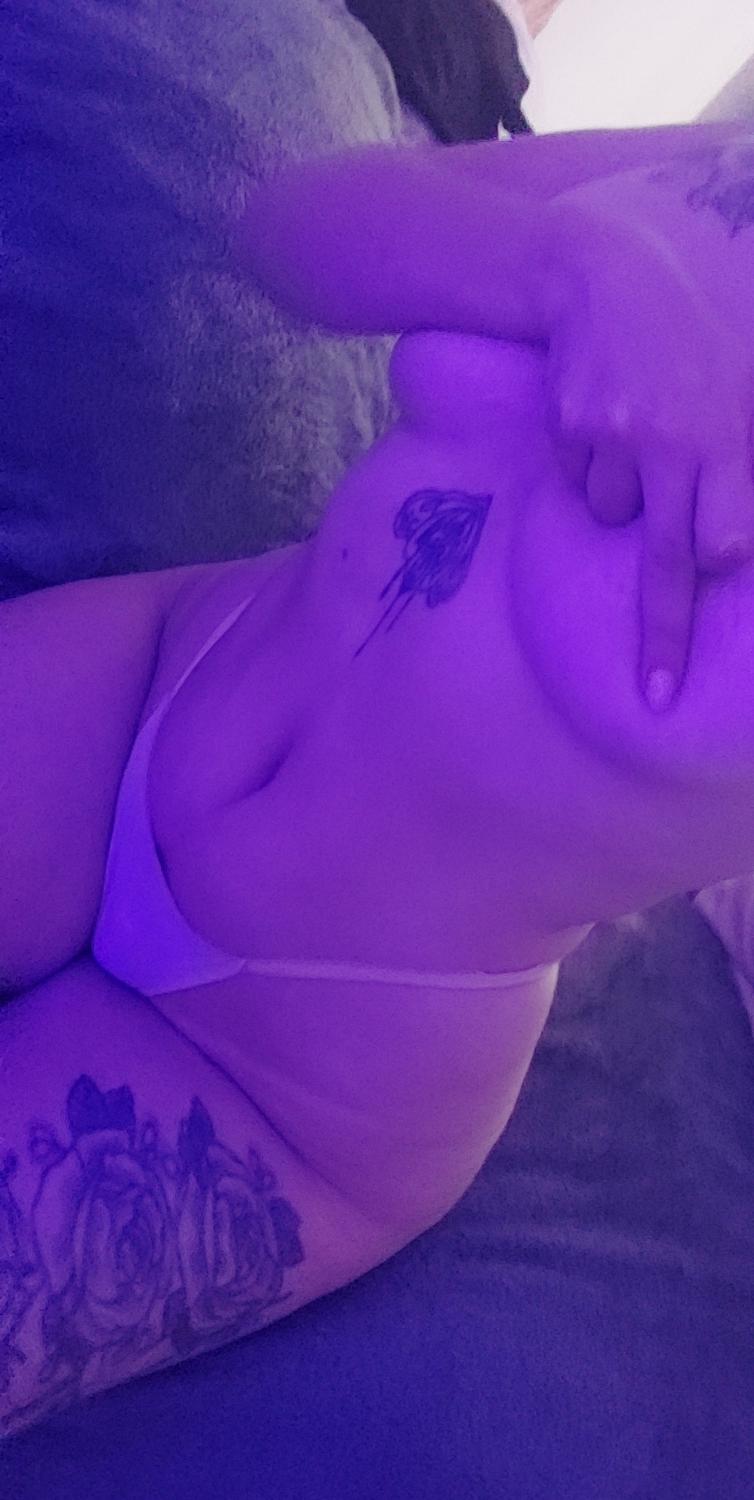 Miss69_'s media