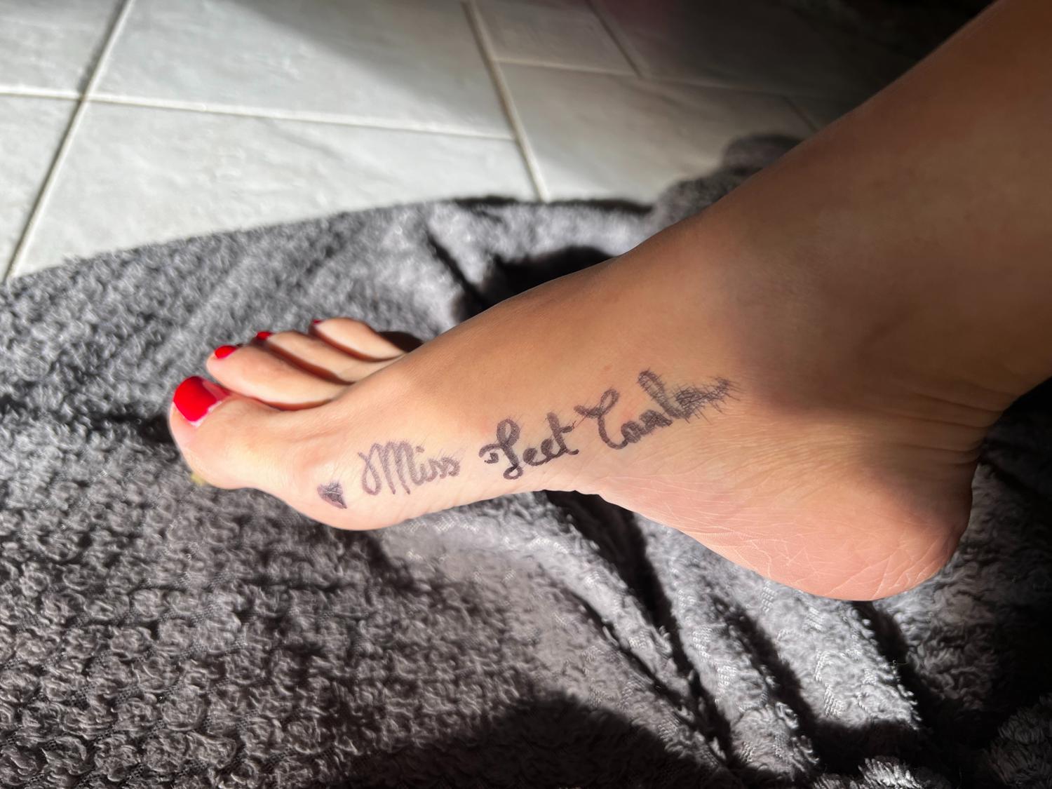 Missfeetcarla's media