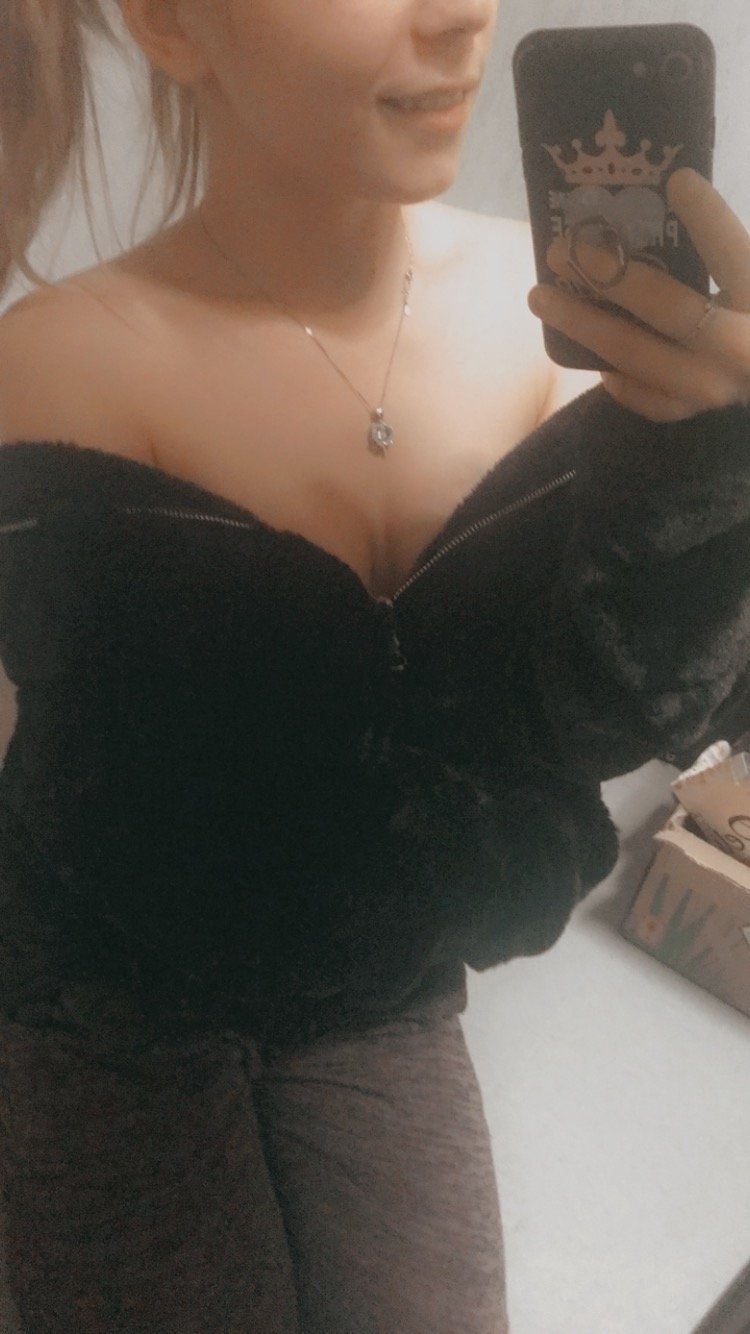 Mlletiahotmodele's media