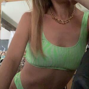 Mlletiahotmodele's media