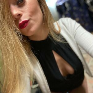 Mlletiahotmodele's media