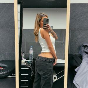 Mmjhottie's media