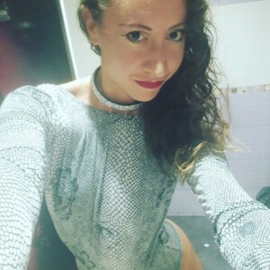 Model_anna11's media
