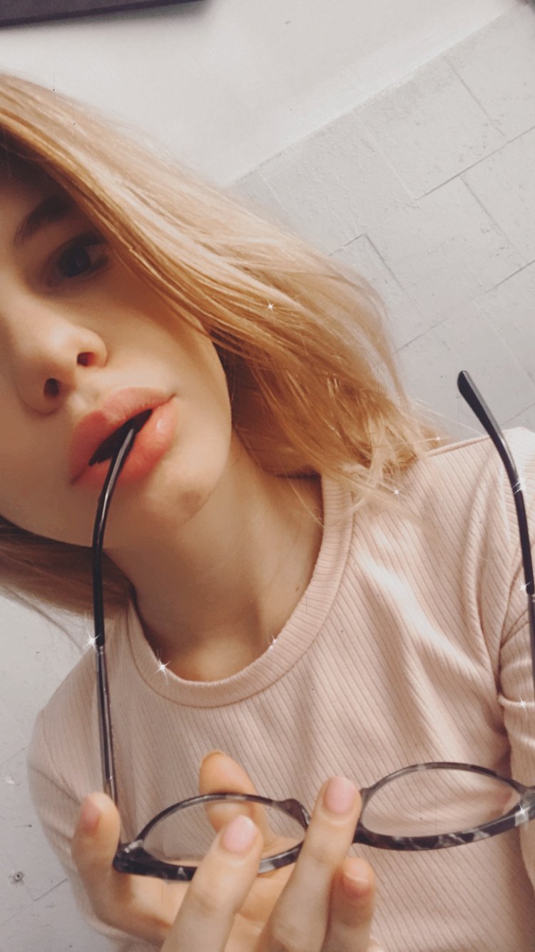 Modelmari's media