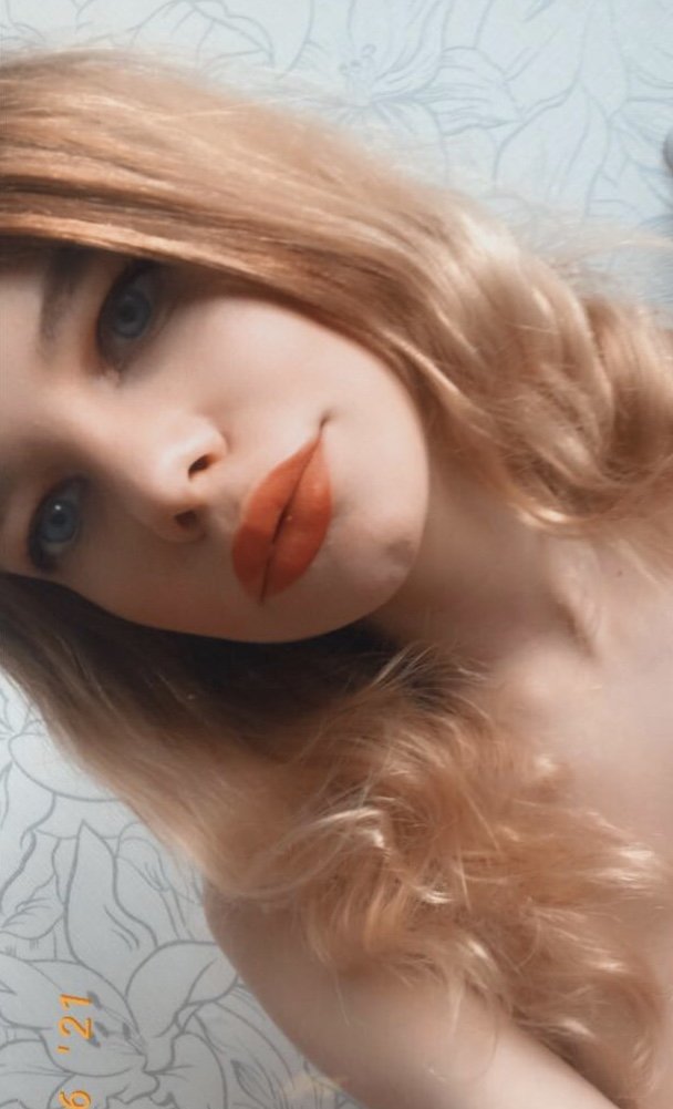 Modelmari's media