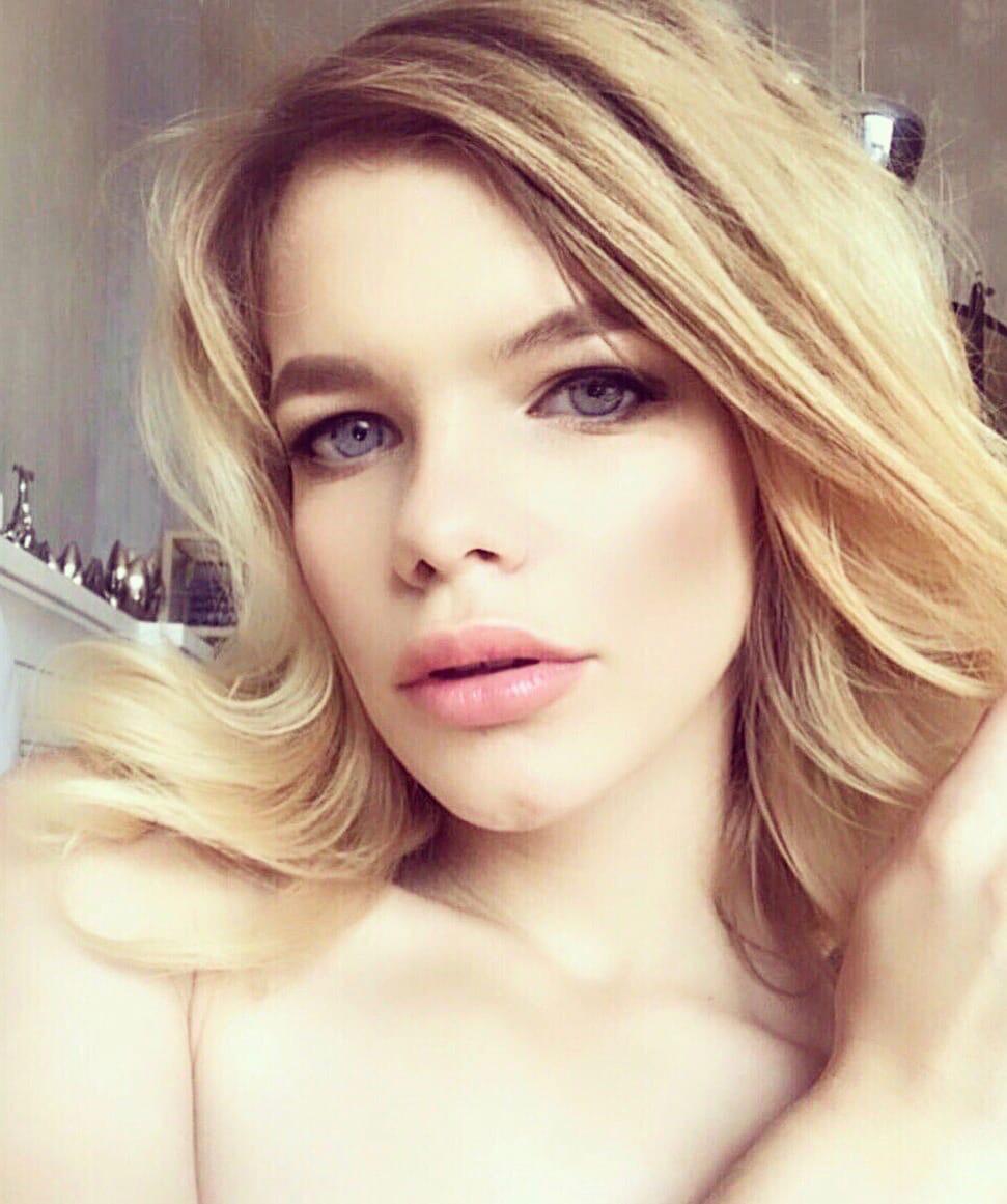Modelmari's media