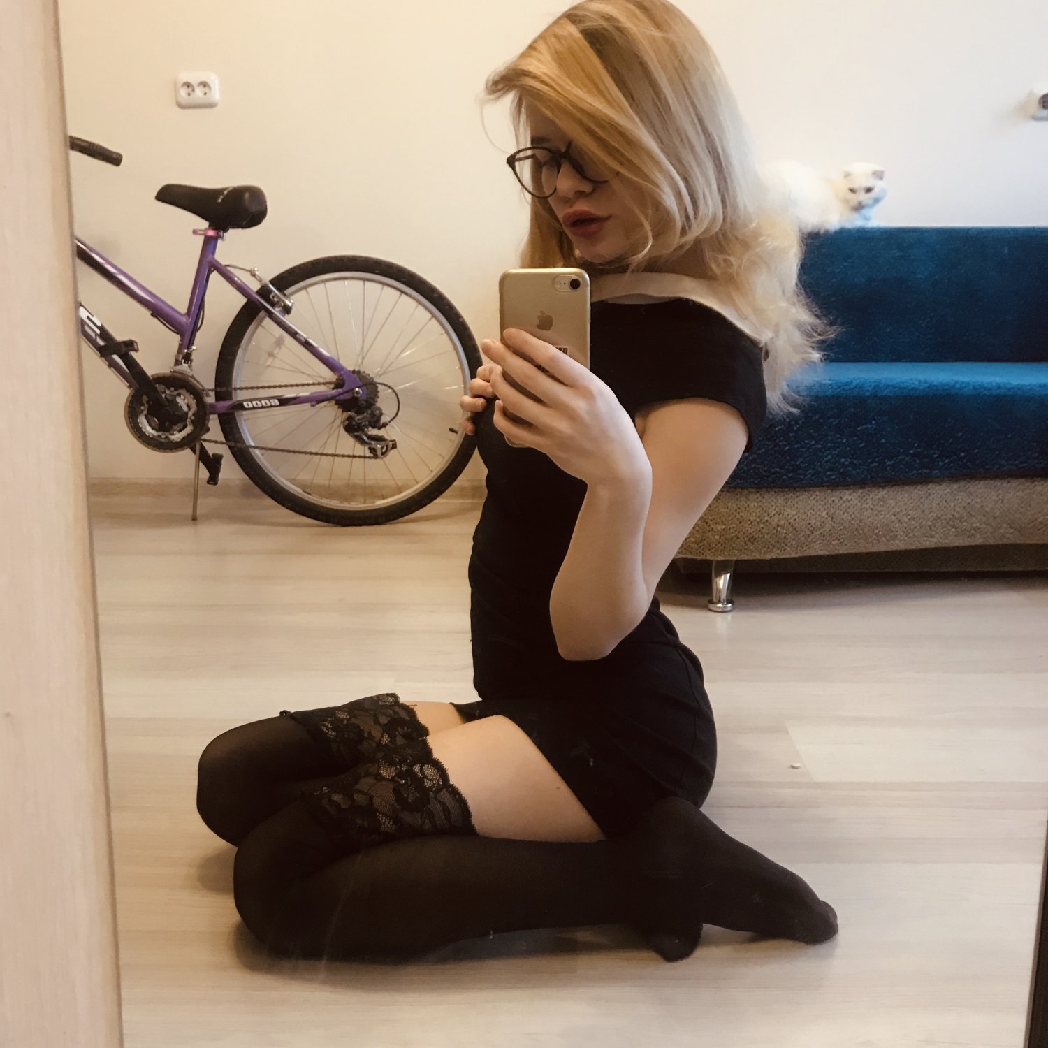 Modelmari's media