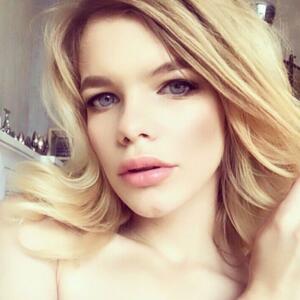 Modelmari's media
