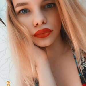 Modelmari's media