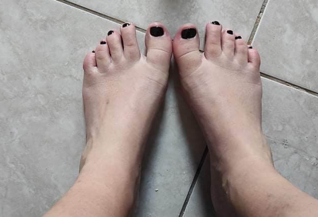 Monicasfeets's media