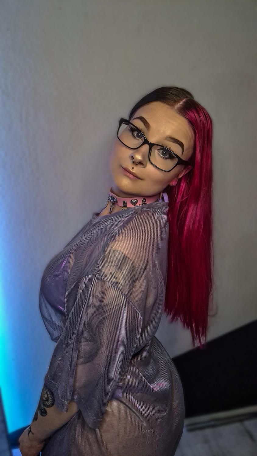 Mrs_darkness's media