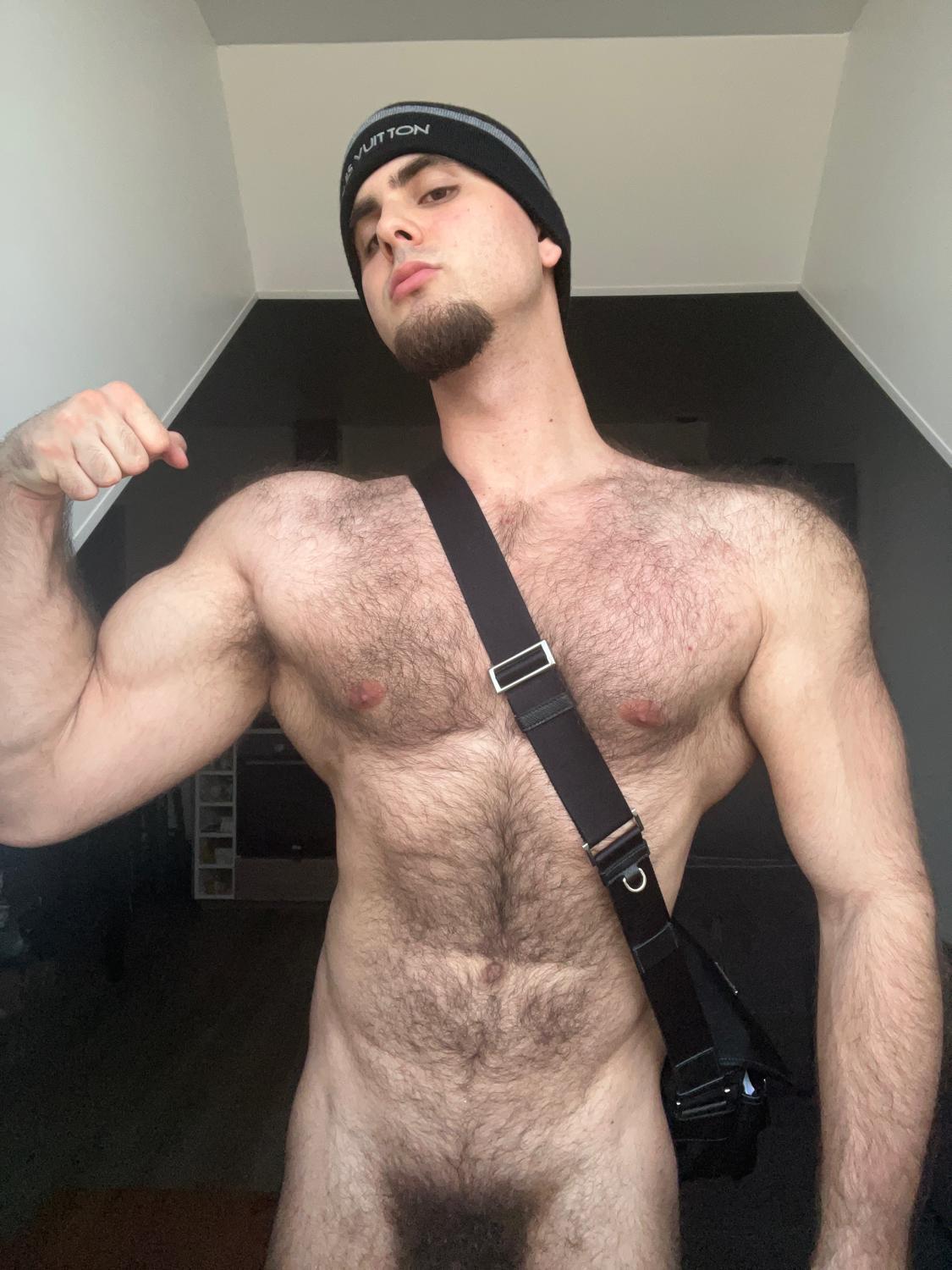 Muscleworship_hairy's media