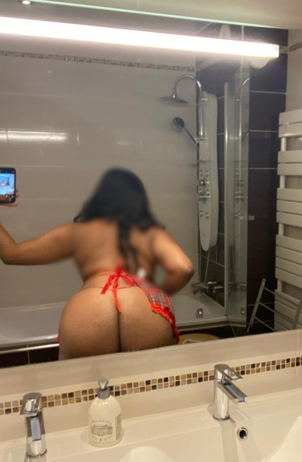 Mya_b's media