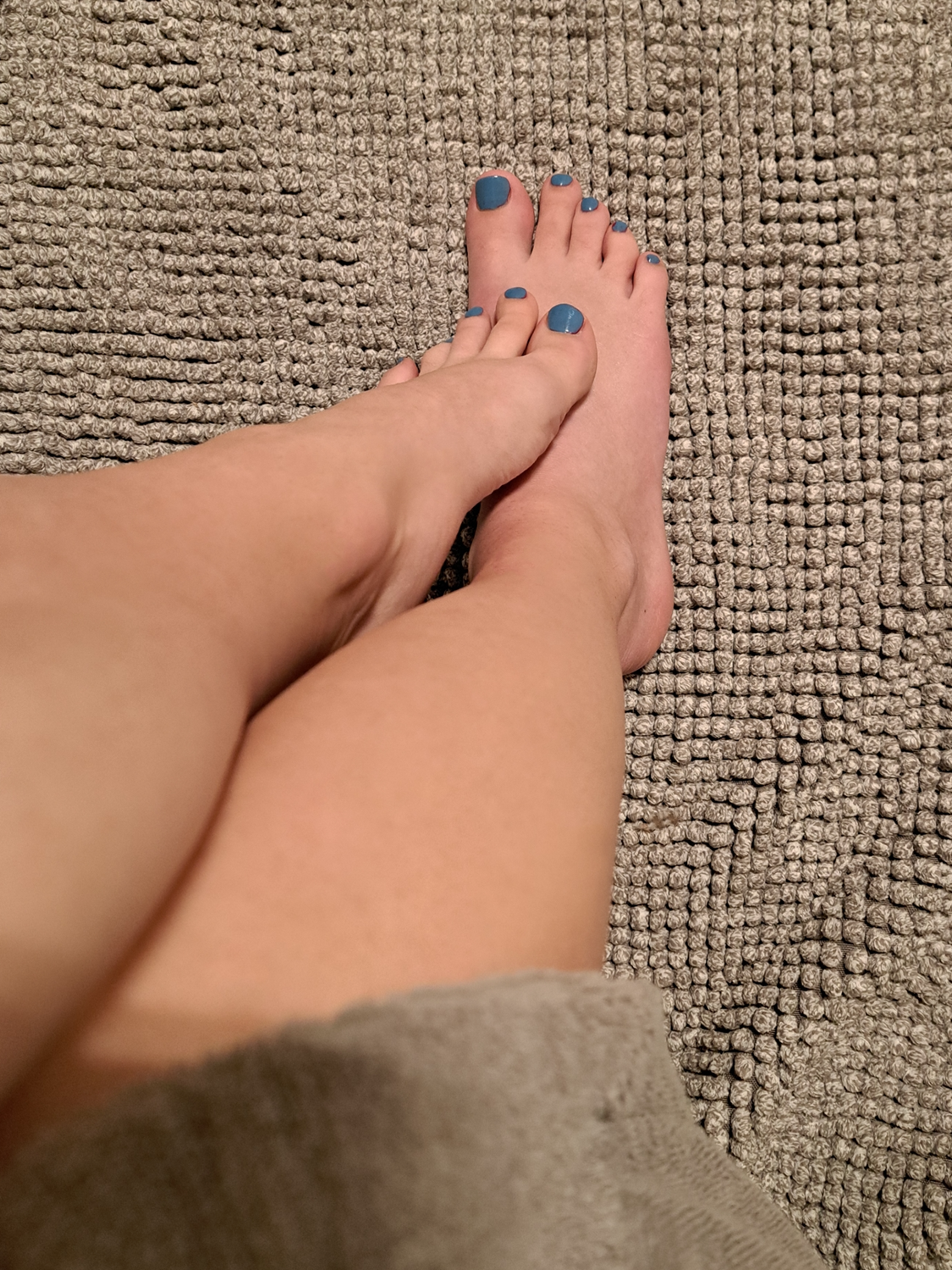 Mya_feet_pieds's media