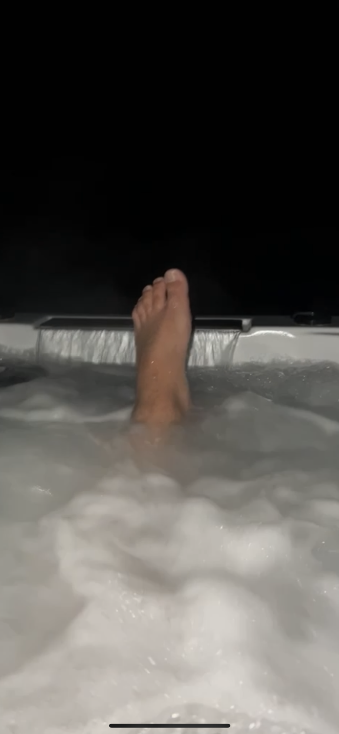 Myfeetandmore's media