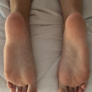 _myfeetforu's media