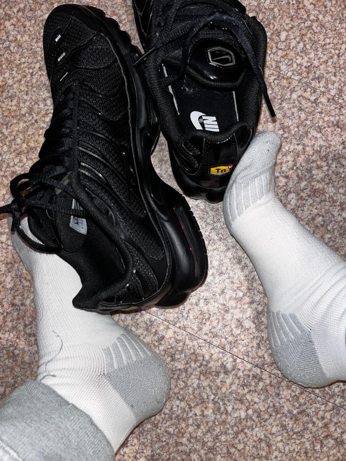 Myfeets_12345's media