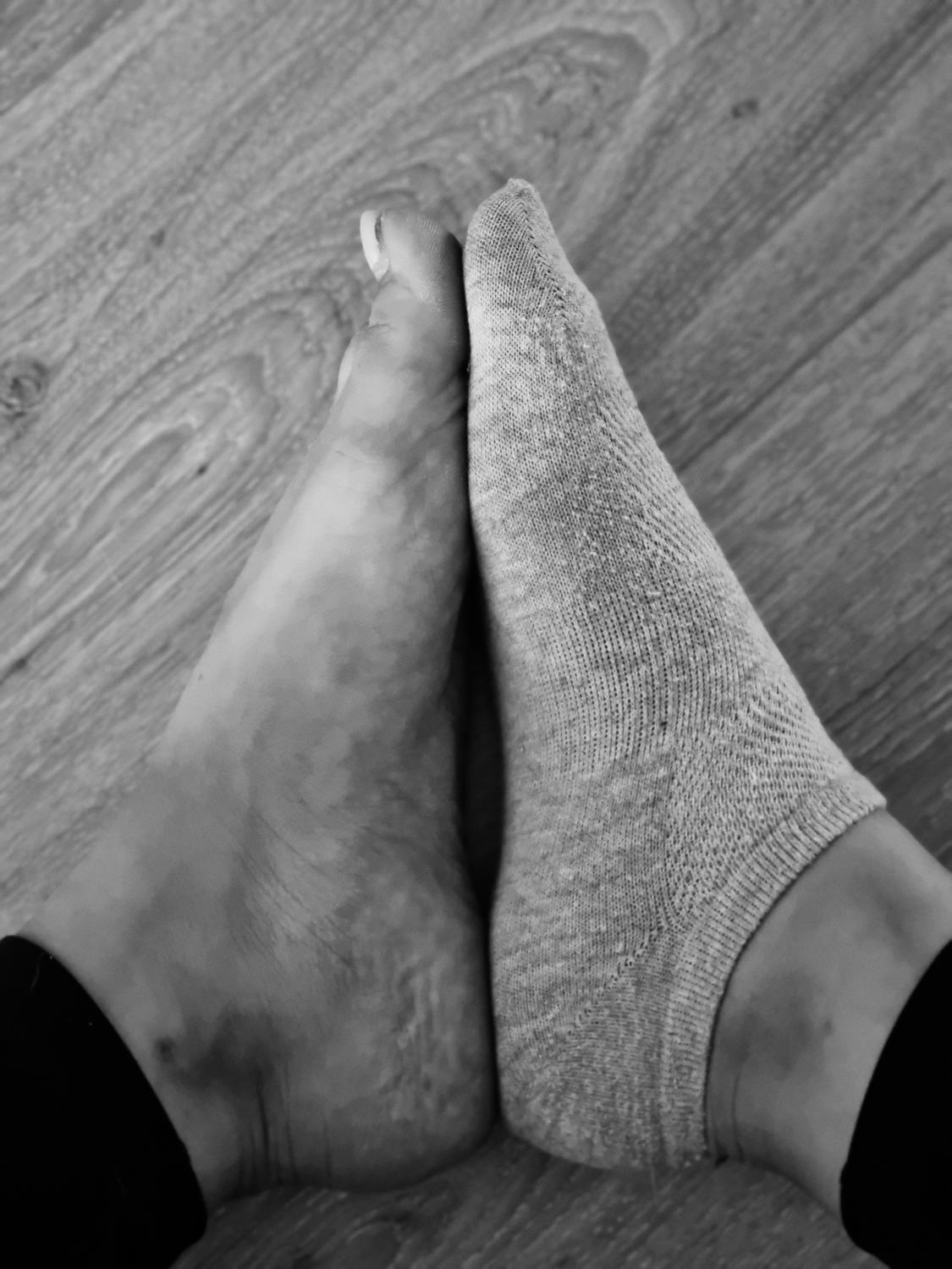 Myfeetslife's media