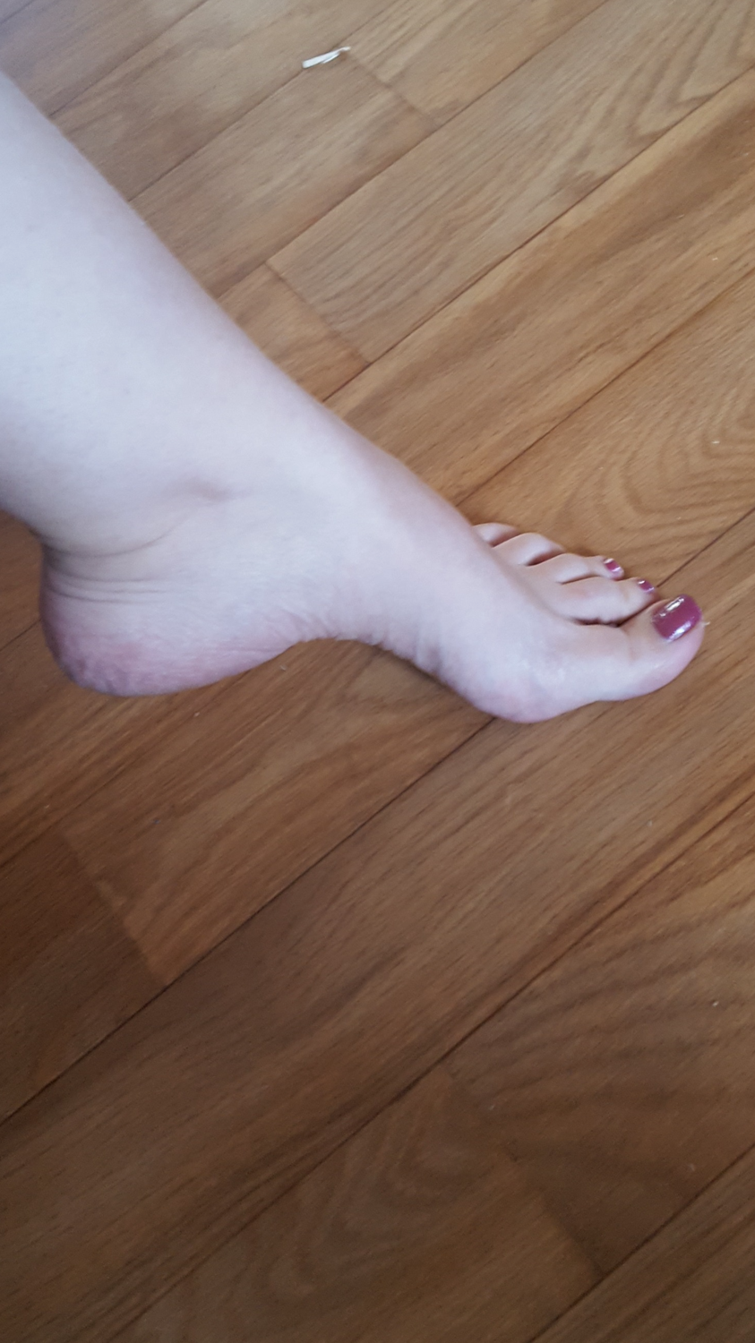 Myleanasfeet's media