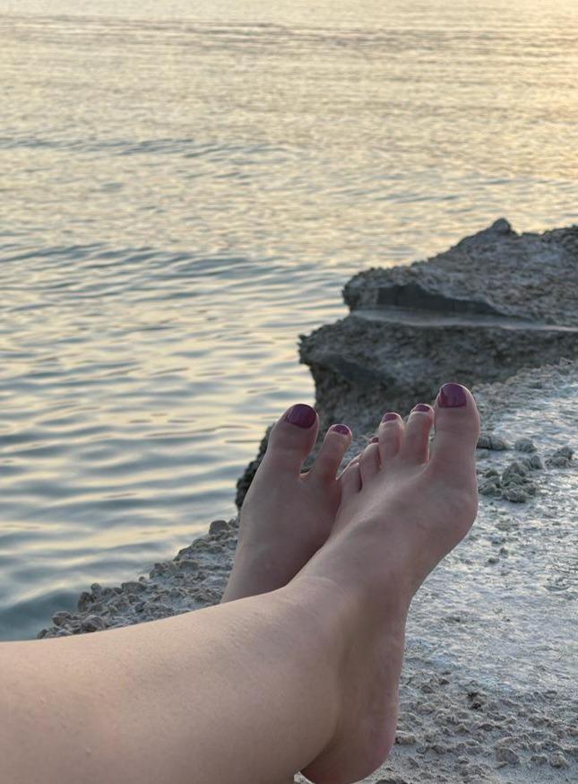 Myna_feet's media