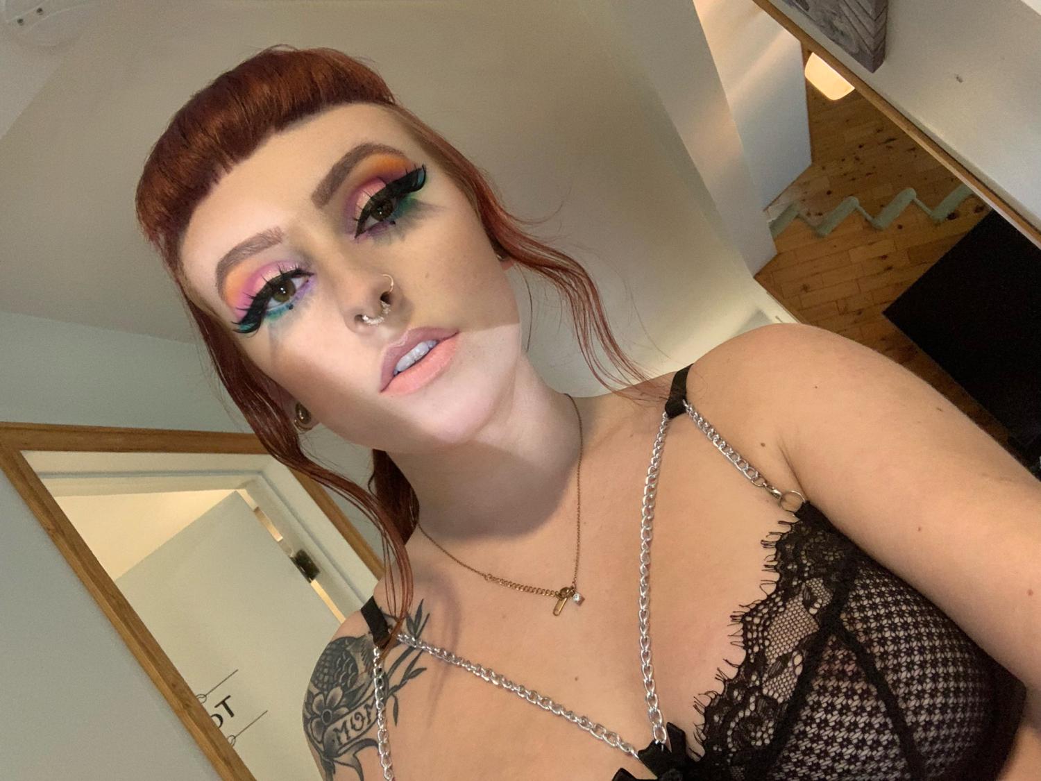 Mystiqueen's media