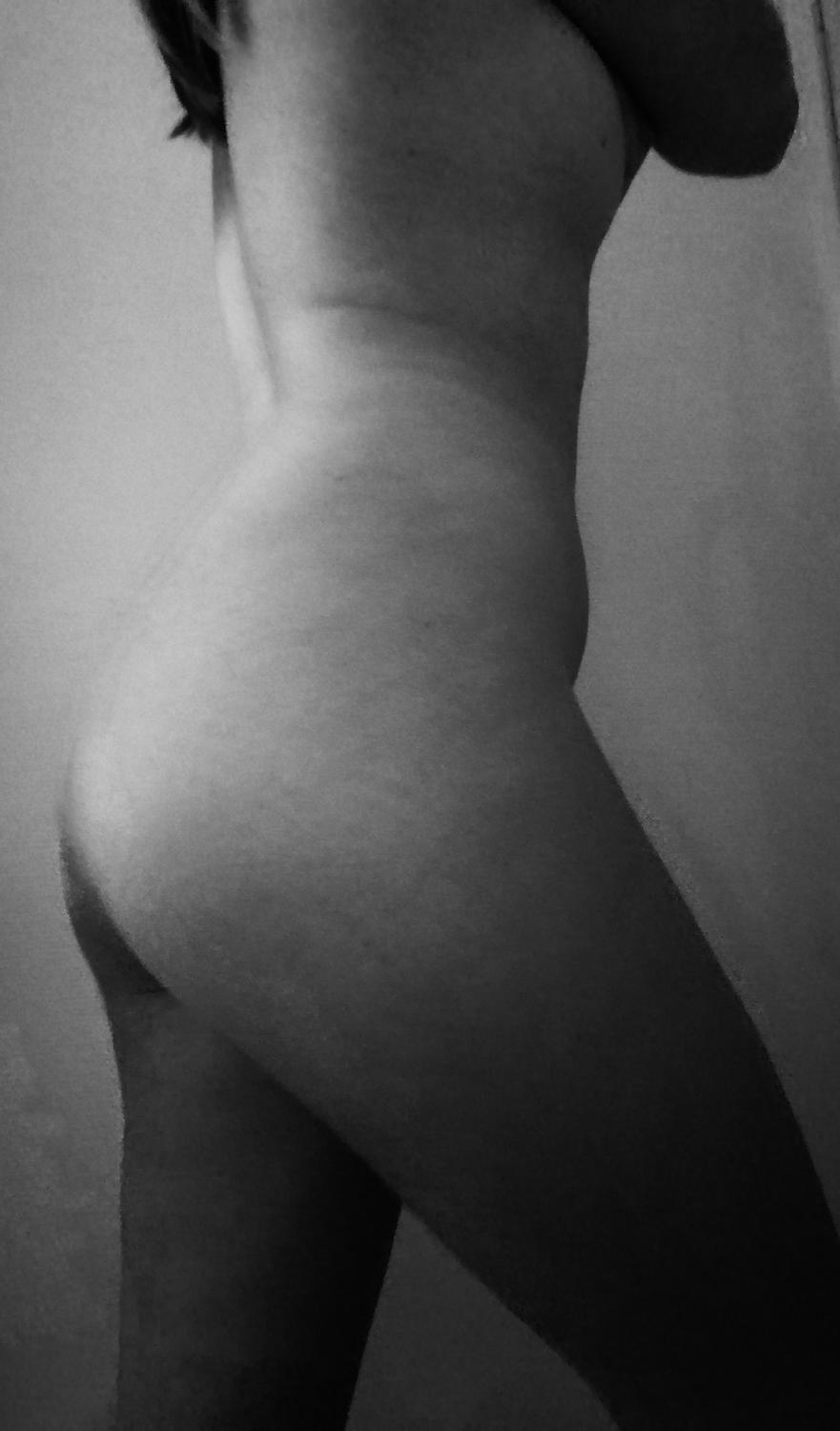 Nakedmary's media