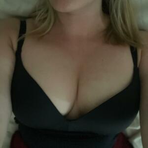 Natasha_la_milf's media