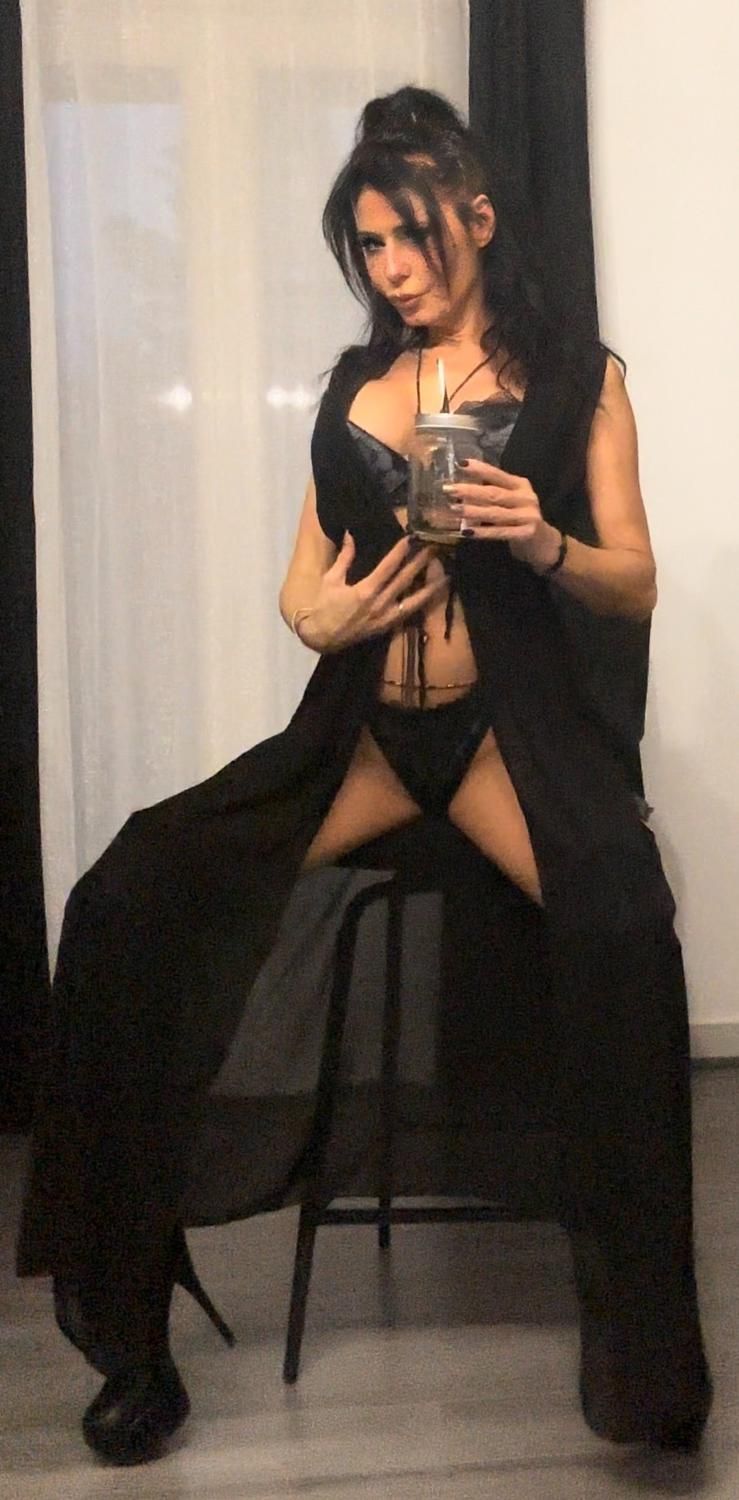 Nathaliegabano's media