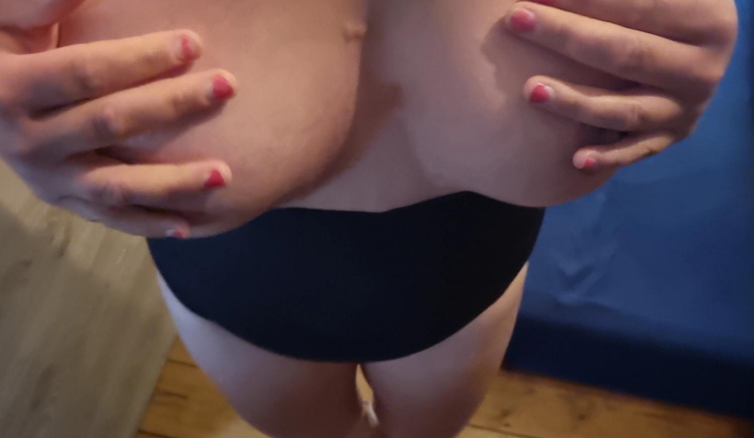 Naturelboobs's media