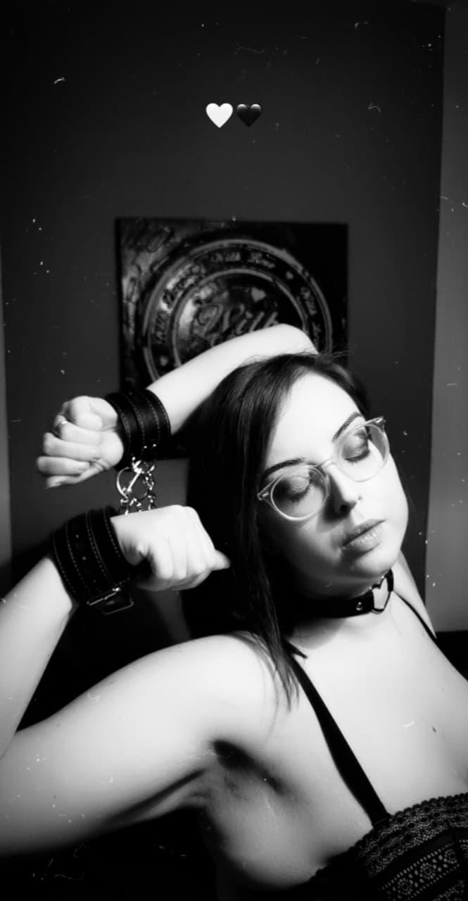 Naughty_doll's media