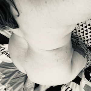 Naughtyroxy75's media