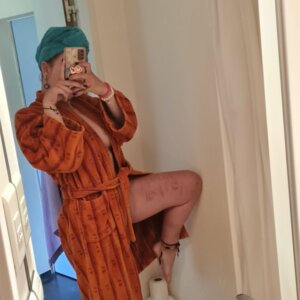 Nauthy_girlz's media
