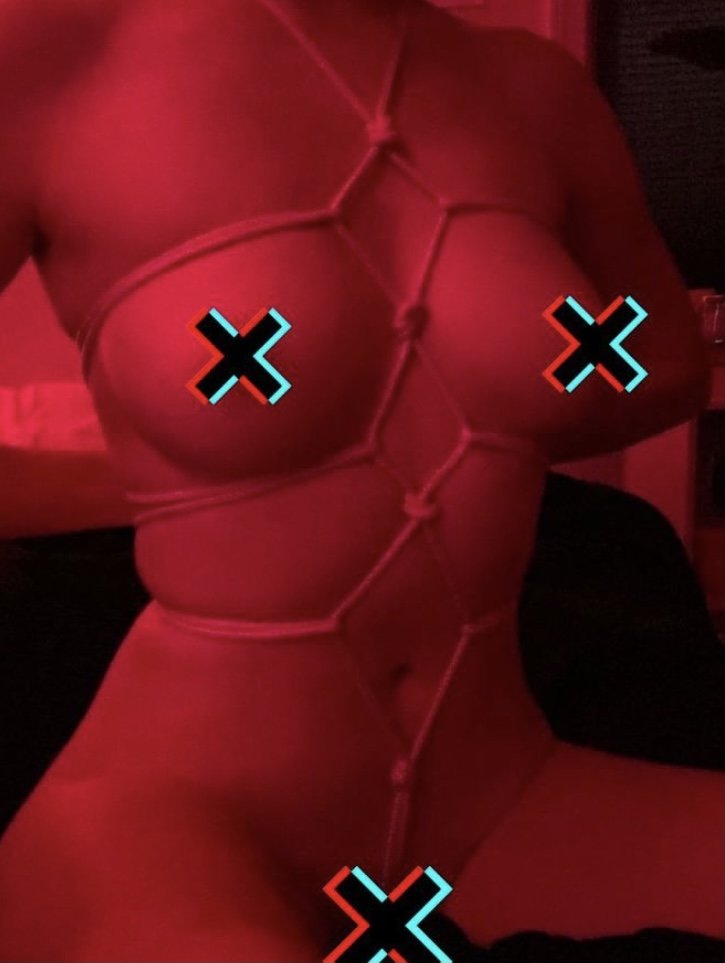 Nayeazzz's media