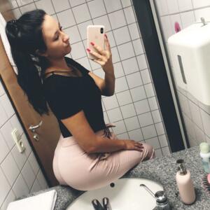 Nika404's media