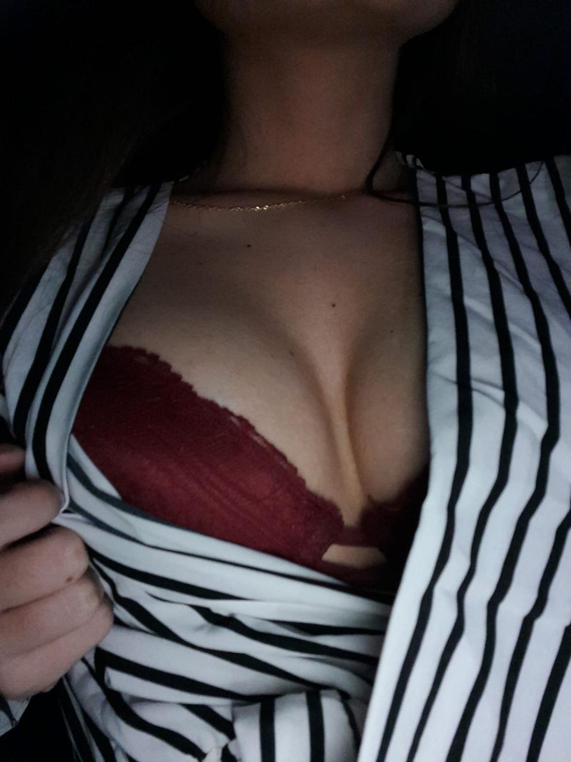 Nina_officiel_'s media
