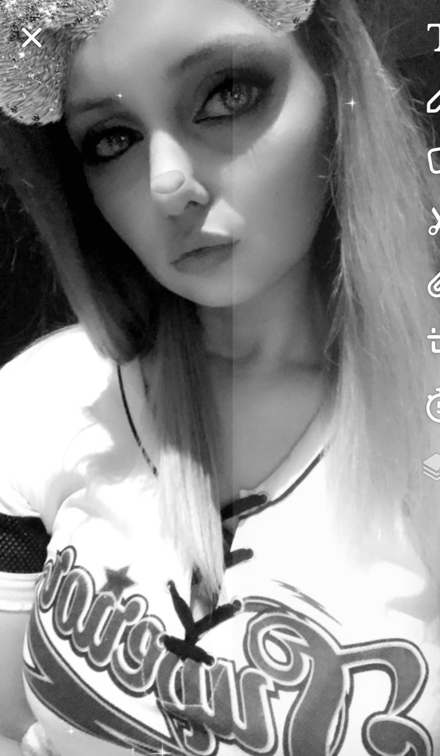 Nina1003's media