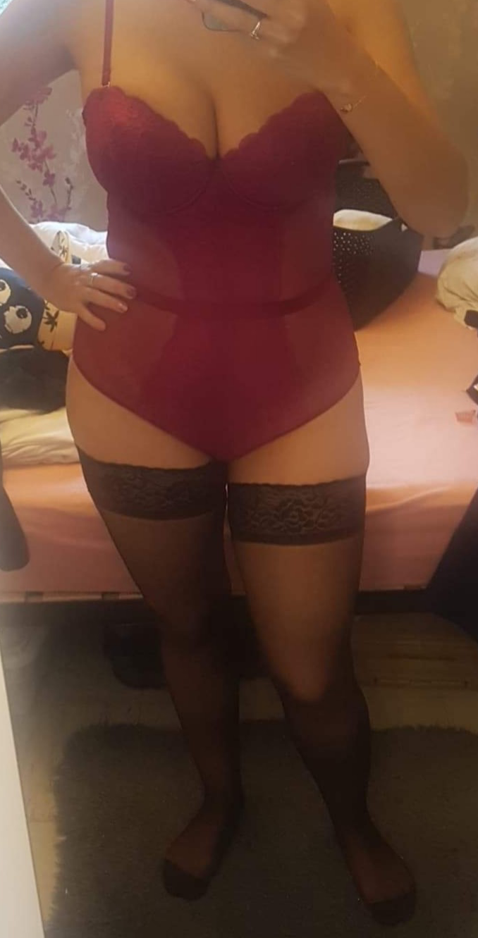 Ninaee's media