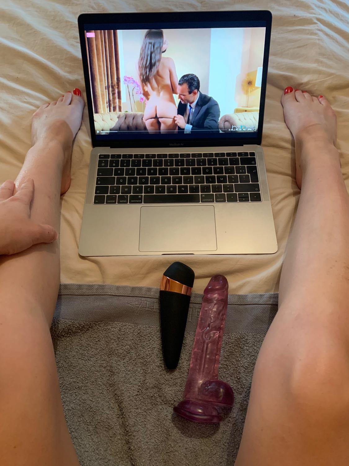 Ninaguess's media