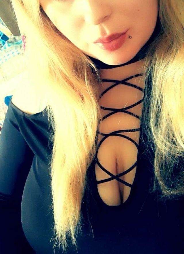 Nude_chloe's media