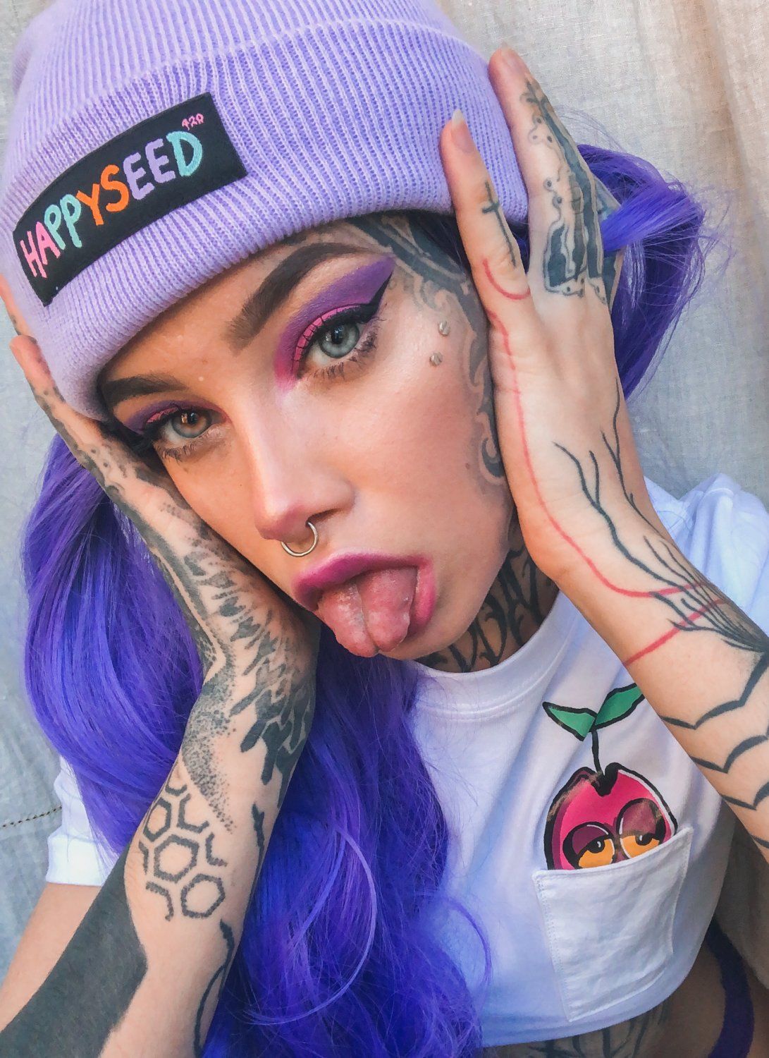Numasuicide's media