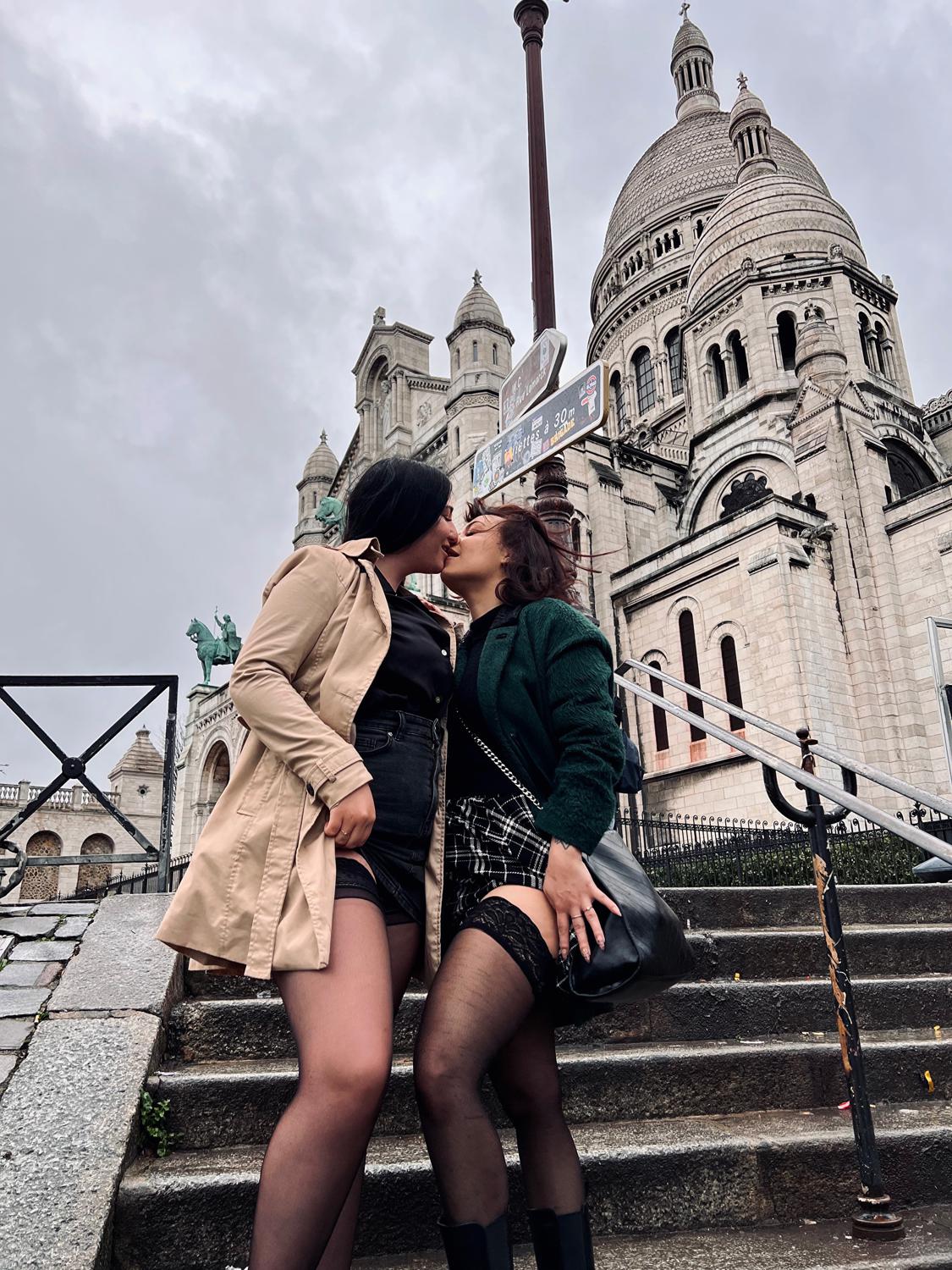 Occoquine's media