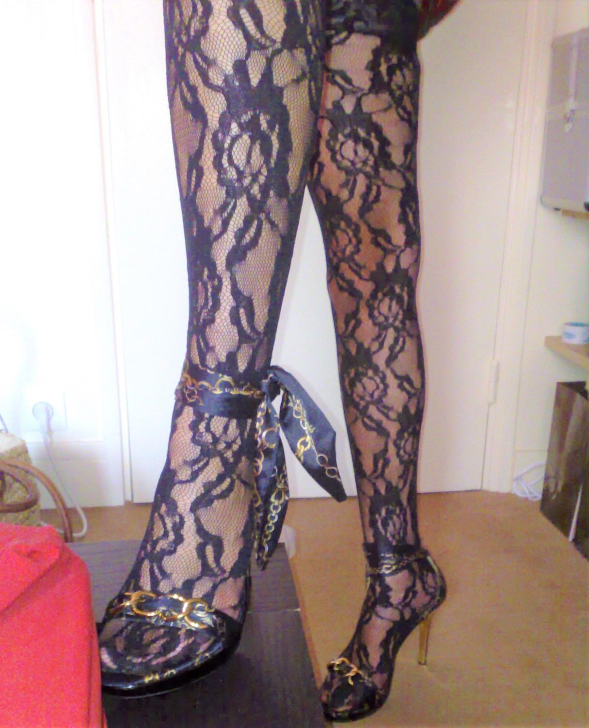 Oksanasexyfeet's media