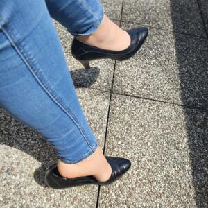 On_tiptoes's media