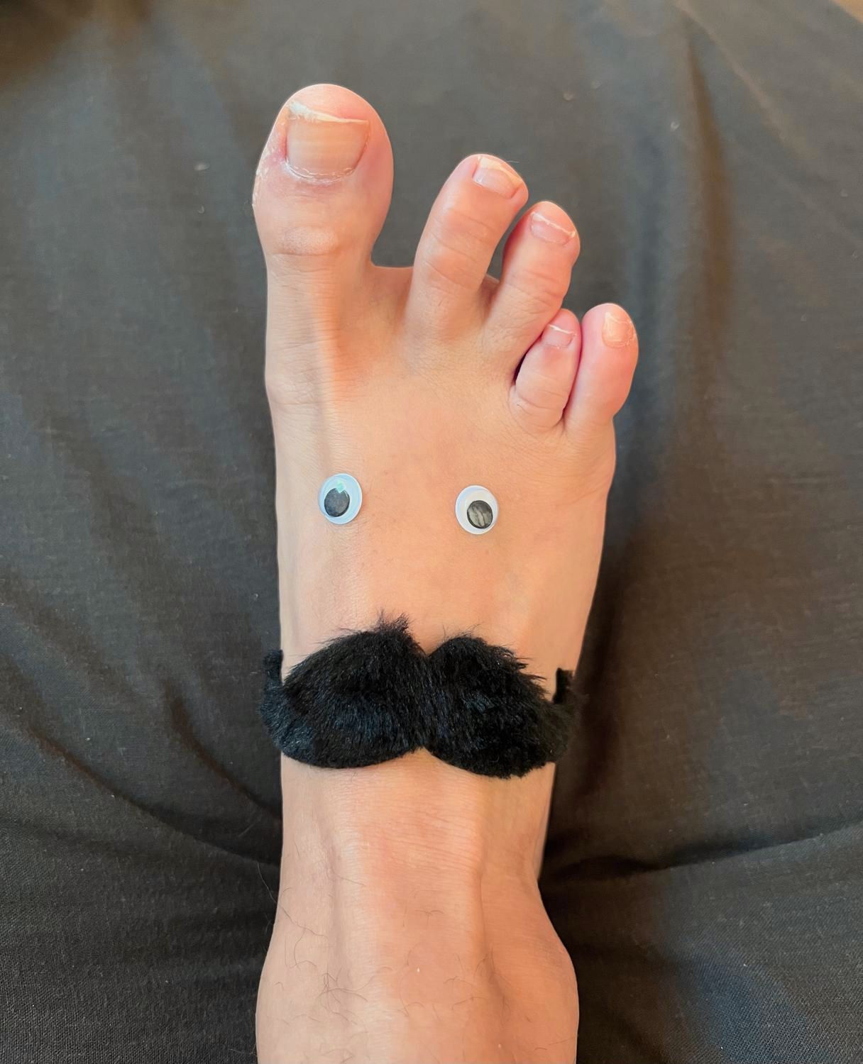 Onlyfeet_smile's media