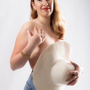 Paigemodel's media